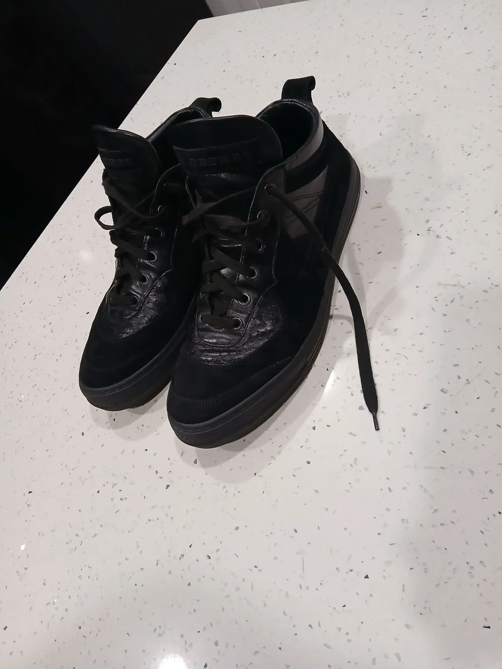 Men Burberry Black Sneakers Sz 44 Leather
